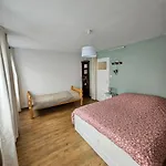 Maison Familiale De Nyaraló